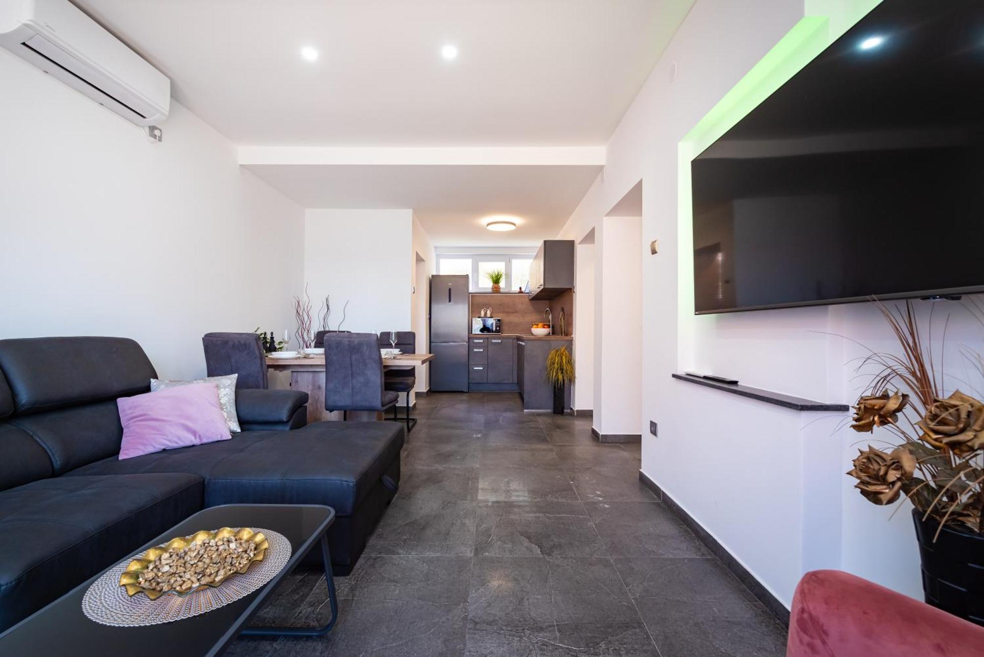 Kolovare Garden Oasis - First Row By Sea Apartment Zadar Exterior photo