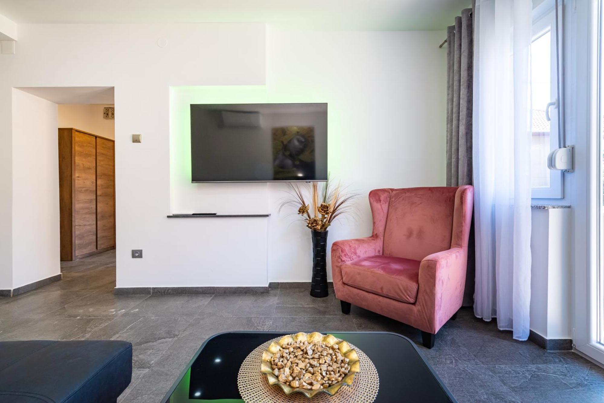 Kolovare Garden Oasis - First Row By Sea Apartment Zadar Exterior photo