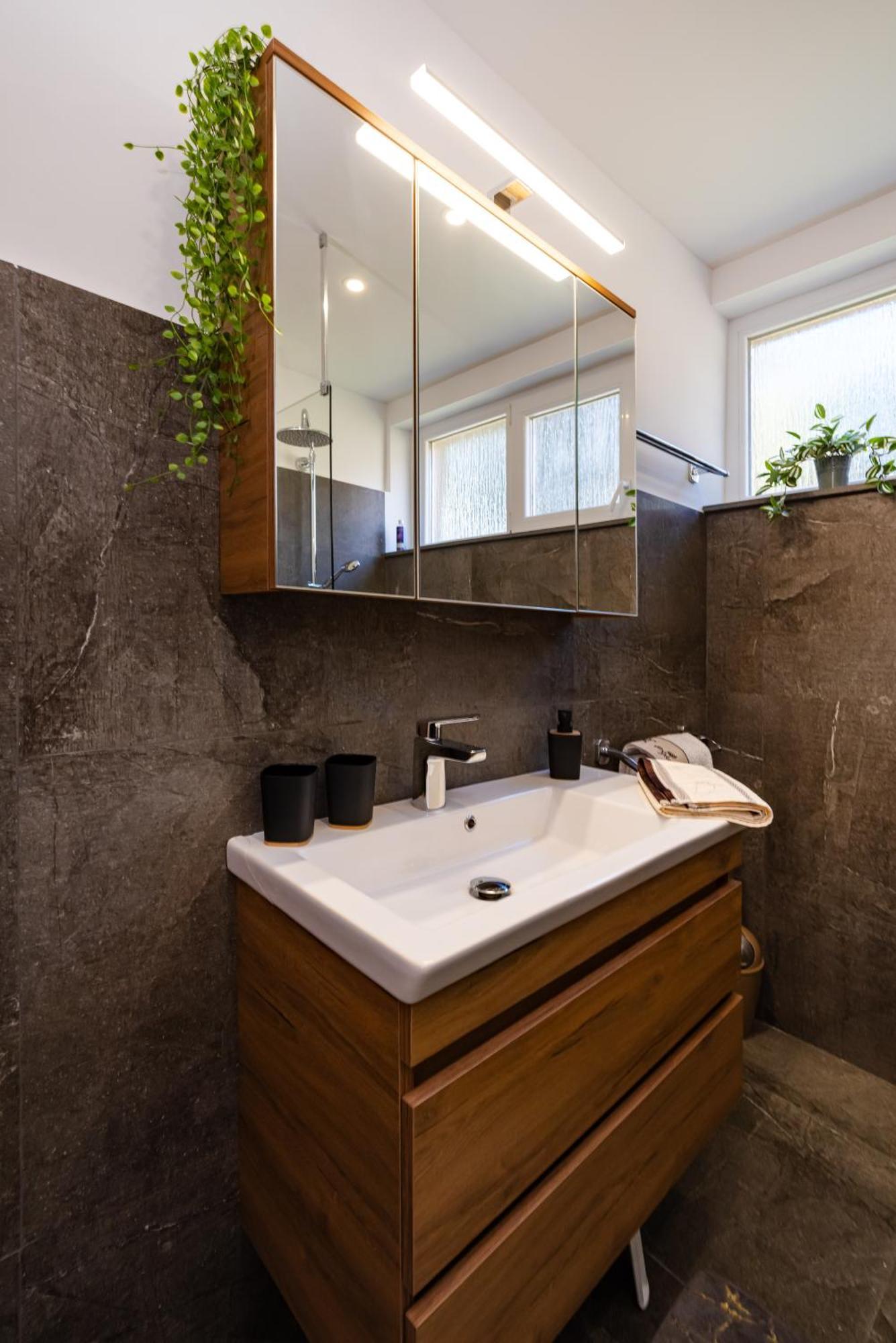 Kolovare Garden Oasis - First Row By Sea Apartment Zadar Exterior photo